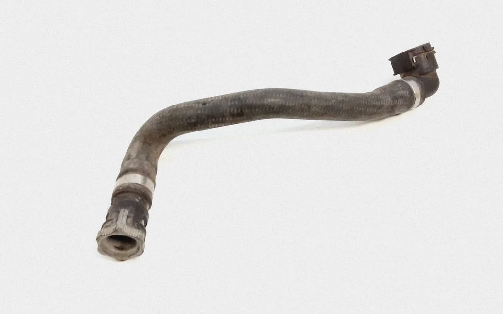 Engine coolant pipe/hose 3M5H18C553FE