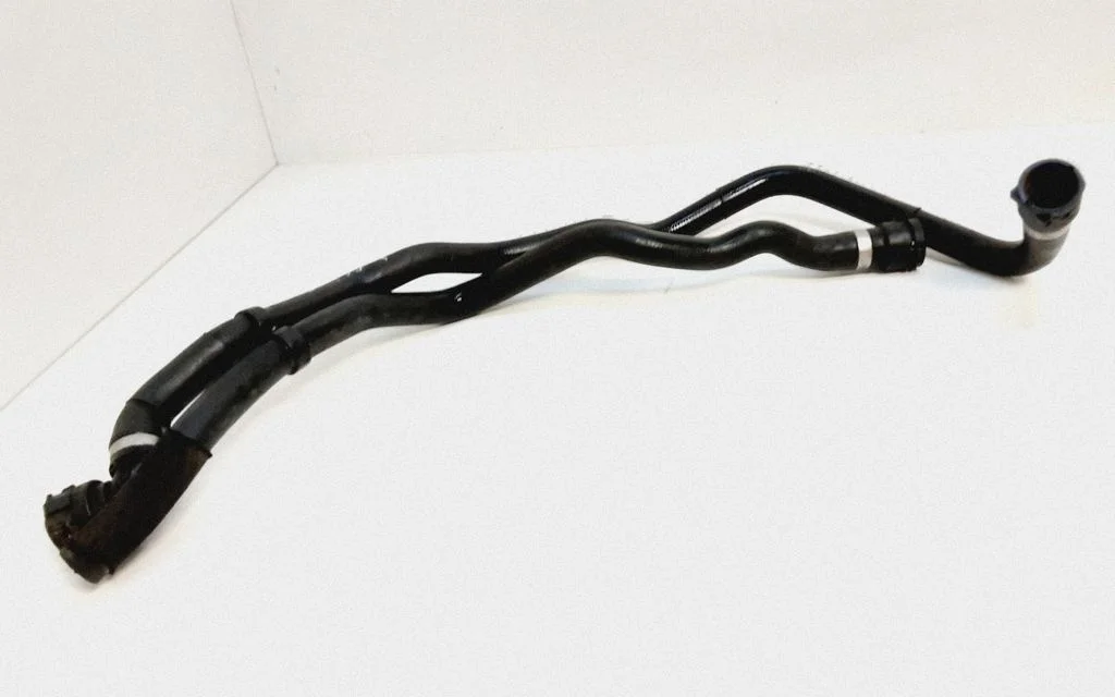Engine coolant pipe/hose 9124076
