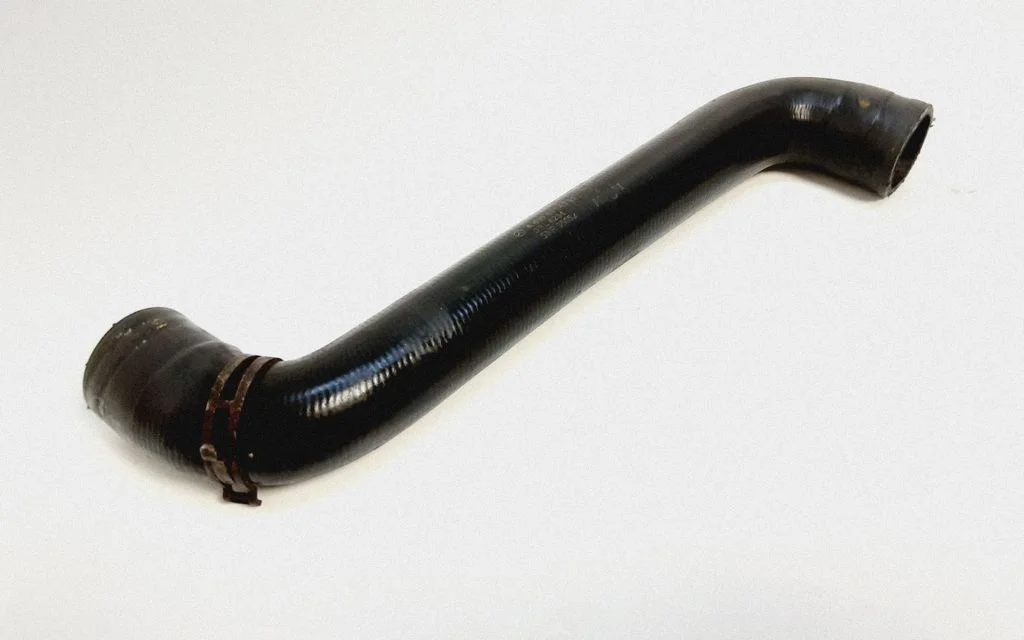 Engine coolant pipe/hose – Mercedes-Benz Vito Viano W639 (2003-2014)