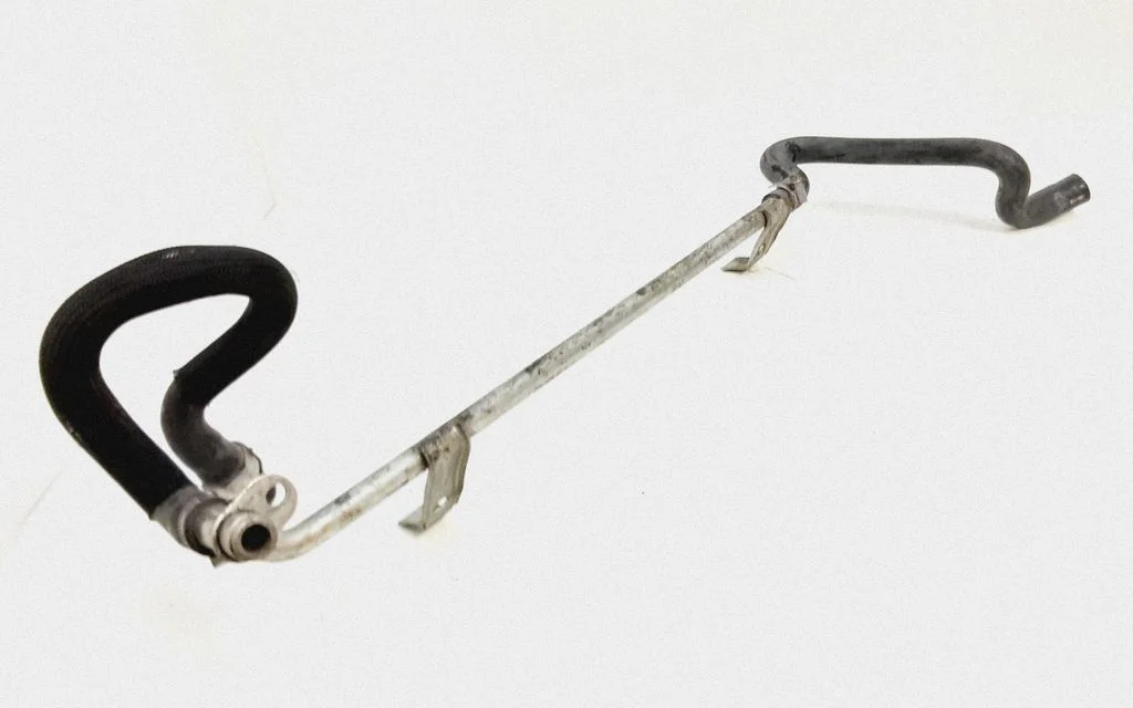 Engine coolant pipe/hose 7G9N8K158CA