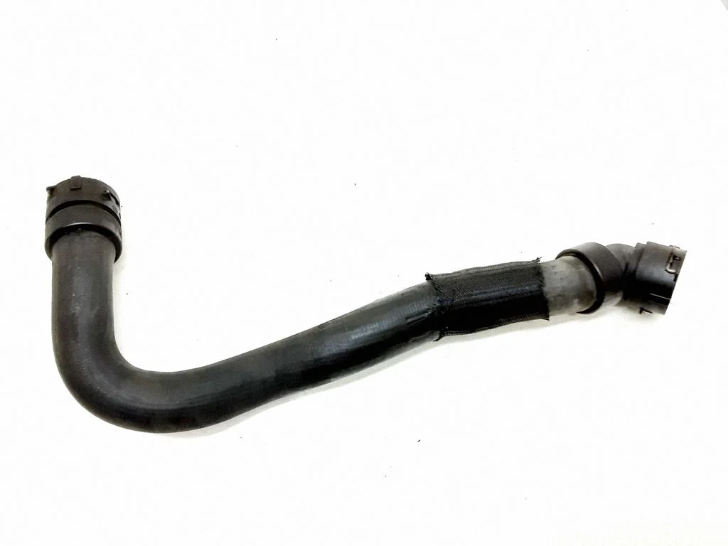 Engine coolant pipe/hose BG918260GA