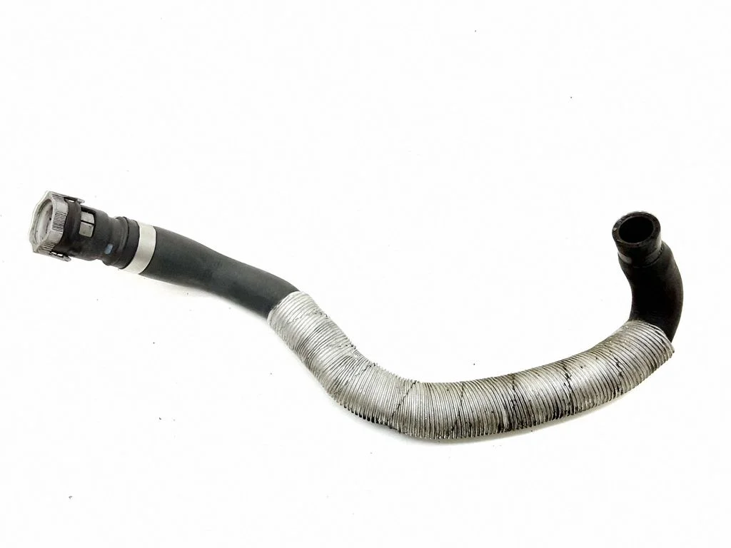 Engine coolant pipe/hose – Volvo V50 (2004-2007)