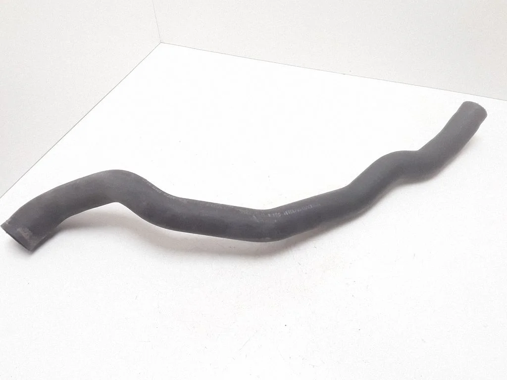 Engine coolant pipe/hose – Volvo XC70 (2001-2004)