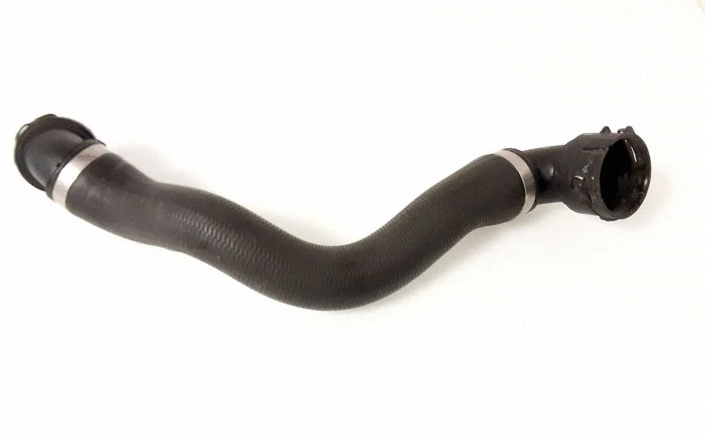 Engine coolant pipe/hose – Mercedes-Benz C-Class W205 (2014-2021)