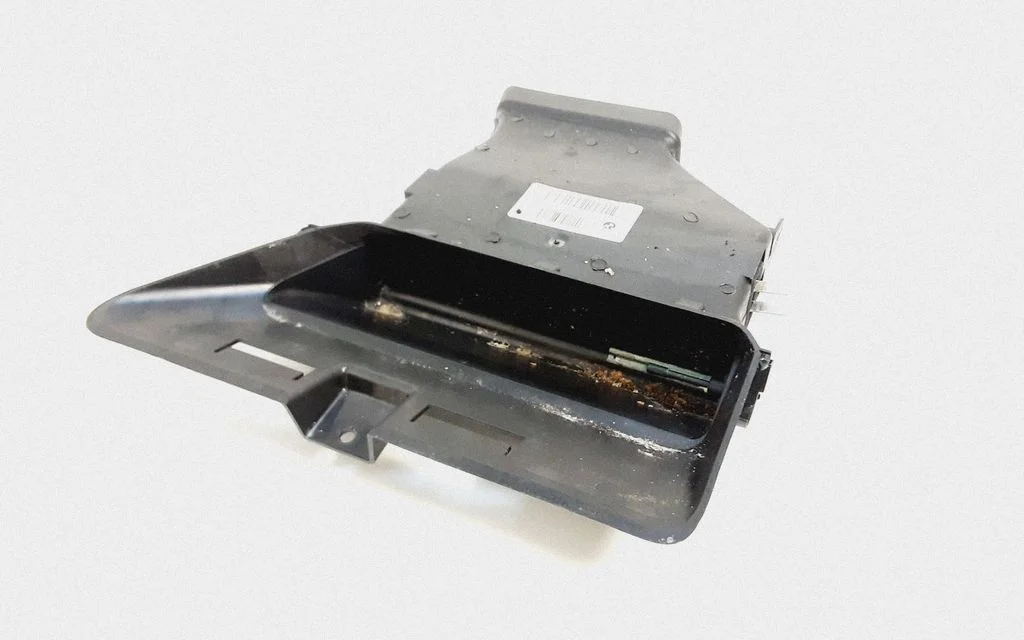 Cabin air duct channel 9217987