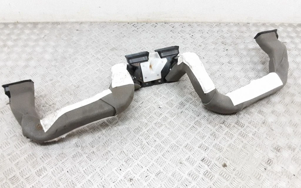 Cabin air duct channel KB7W64941
