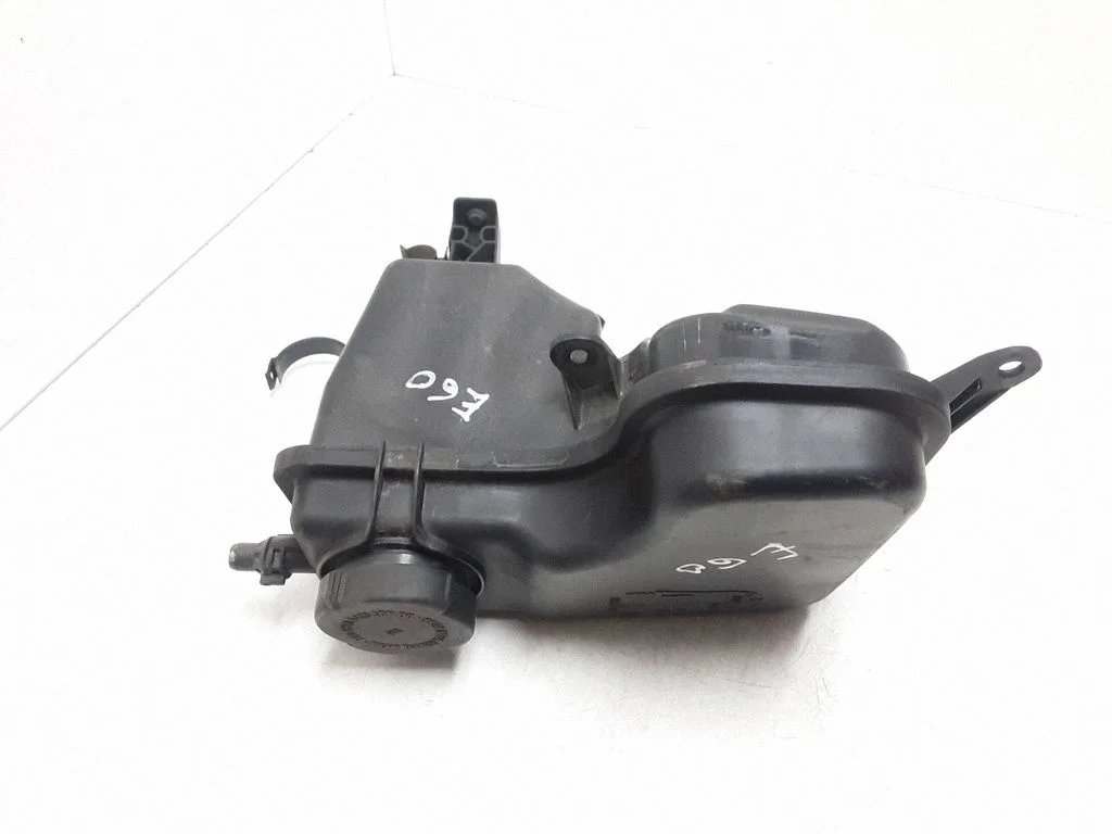 Coolant expansion tank/reservoir – BMW 5 Series E60 E61 (2004-2010)