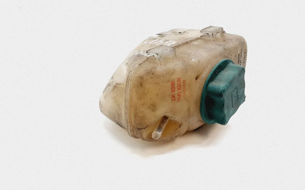 Coolant expansion tank/reservoir 8683455