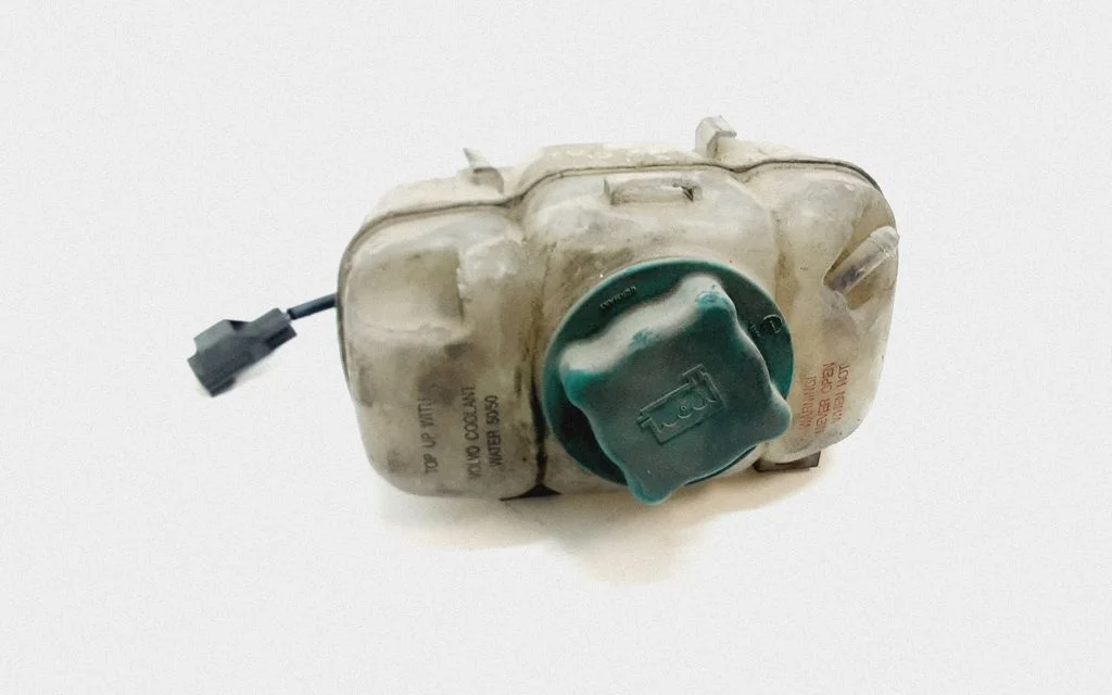 Coolant expansion tank/reservoir 8683455