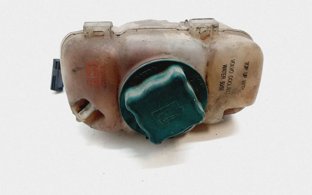 Coolant expansion tank/reservoir 8683455