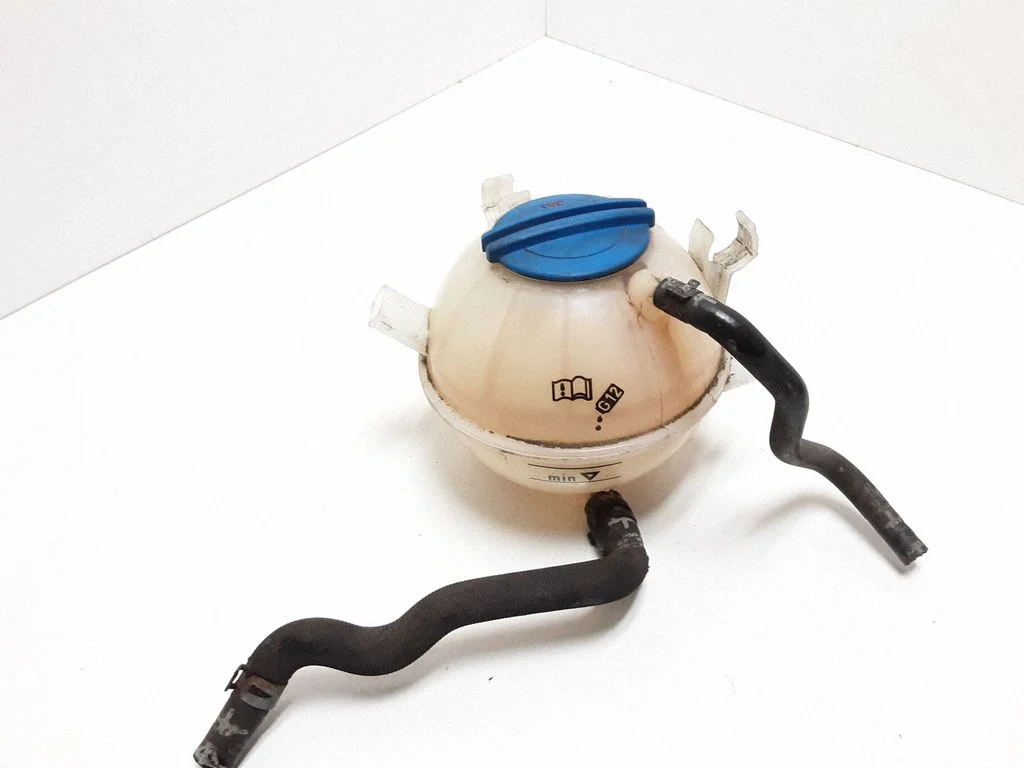 Coolant expansion tank/reservoir 1KO121407A