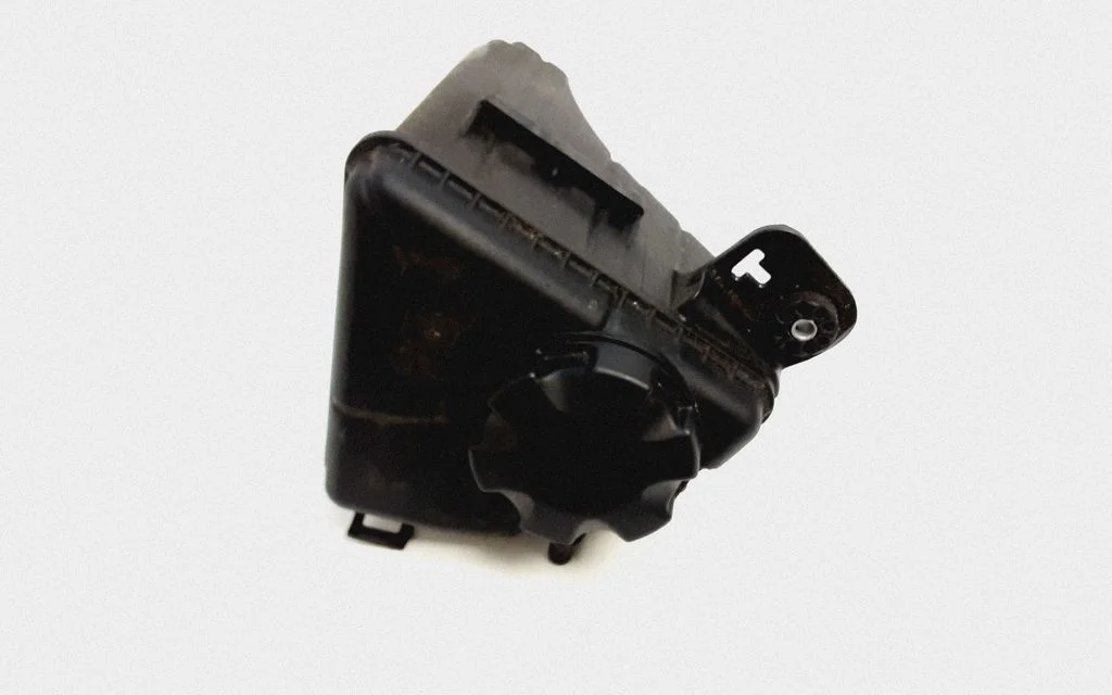Coolant expansion tank/reservoir 7601948