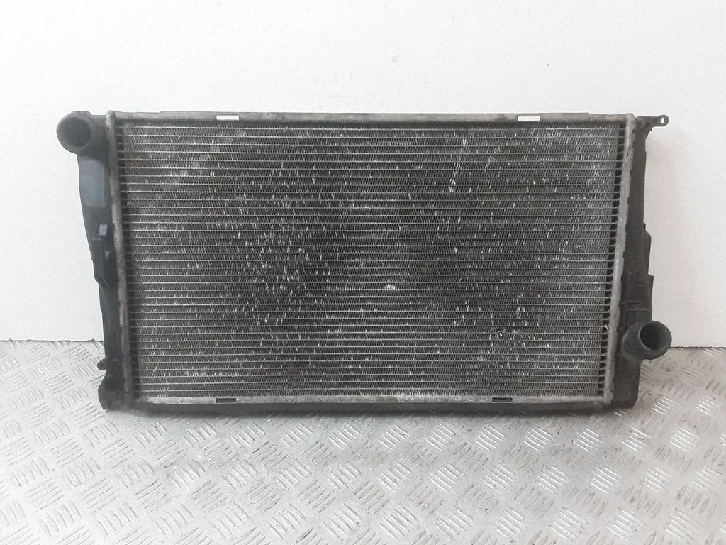 Coolant radiator 7788901
