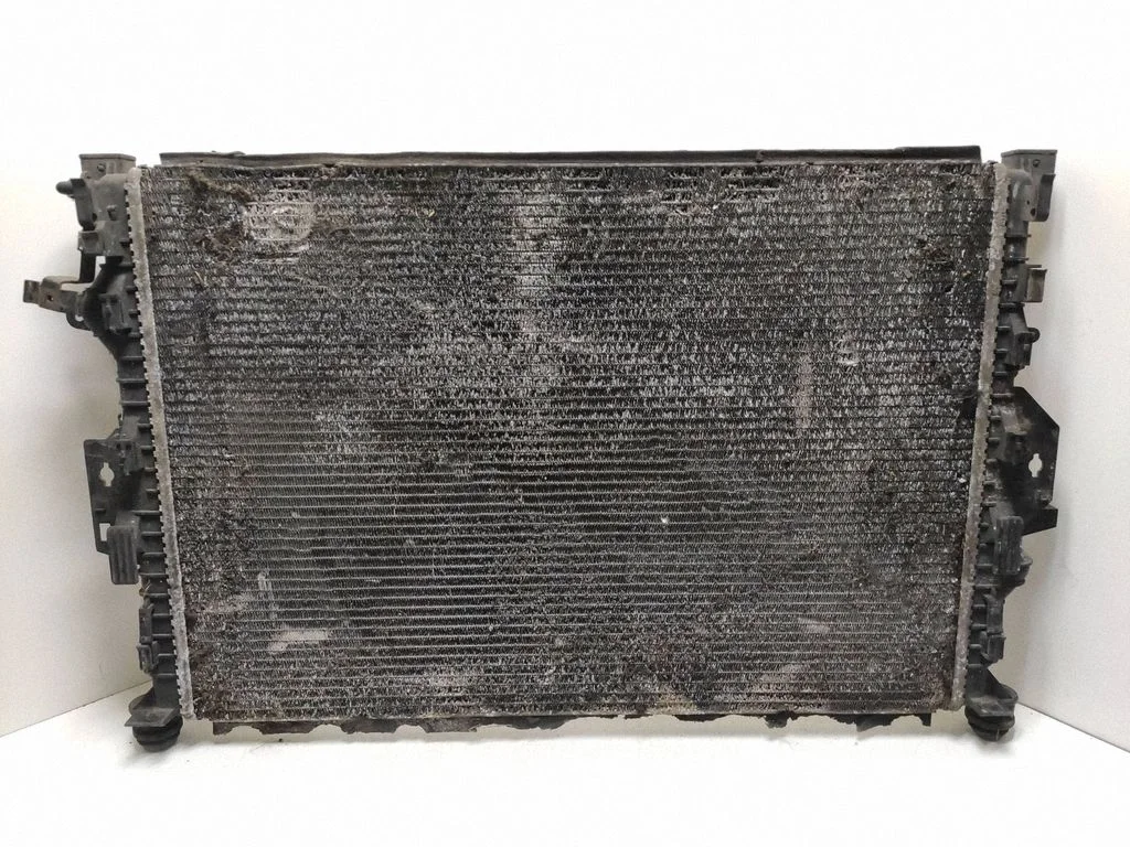 Coolant radiator