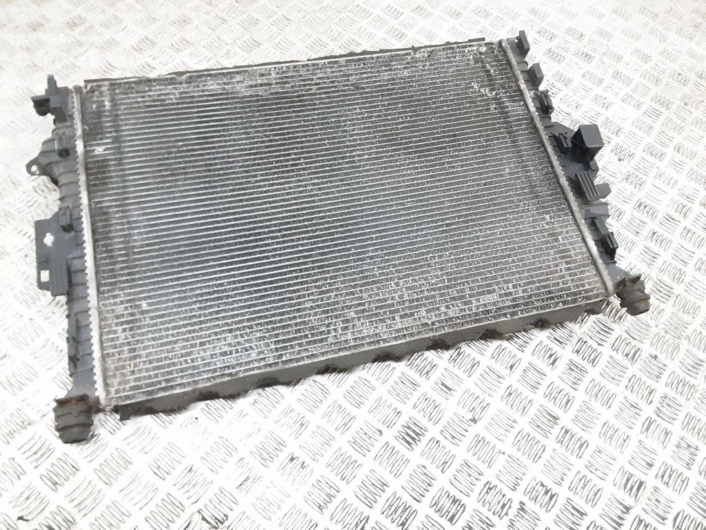 Coolant radiator