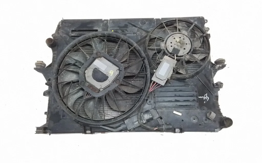 Jahutusvedeliku radiaator – Audi Q7 4L (2005-2015)