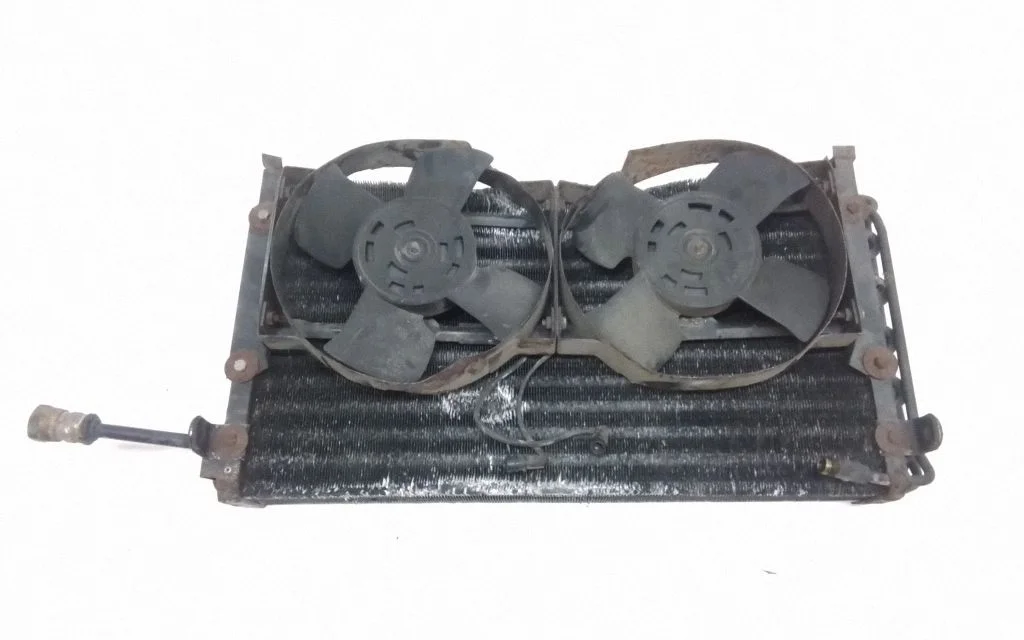 Jahutusvedeliku radiaator – Rolls-Royce Silver Spur (1980-1998), eesmine