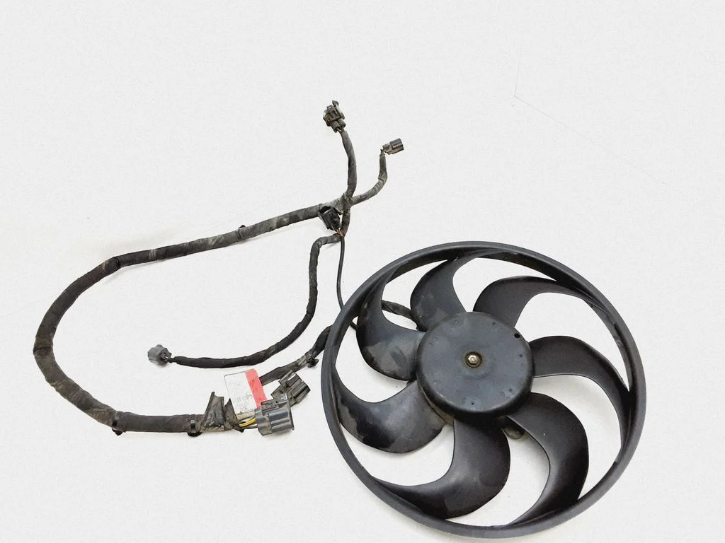 Electric radiator cooling fan DG9T8C290