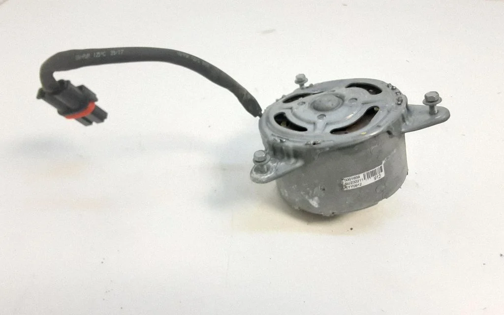 Elektriline radiaatori jahutusventilaator SU232211