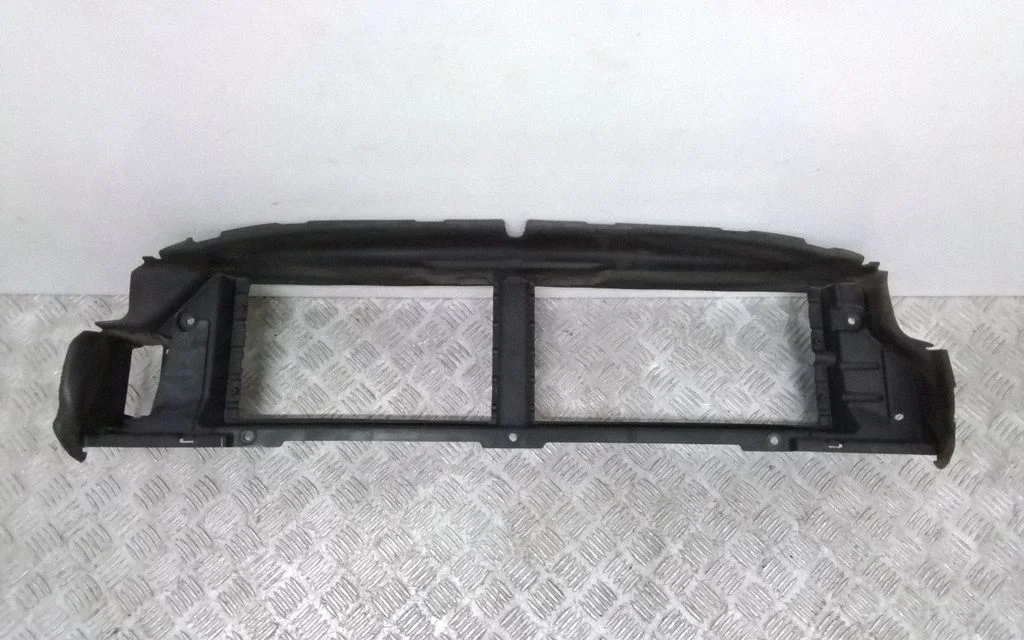 Intercooler air guide/duct channel – Volvo S90, V90 (2016-)