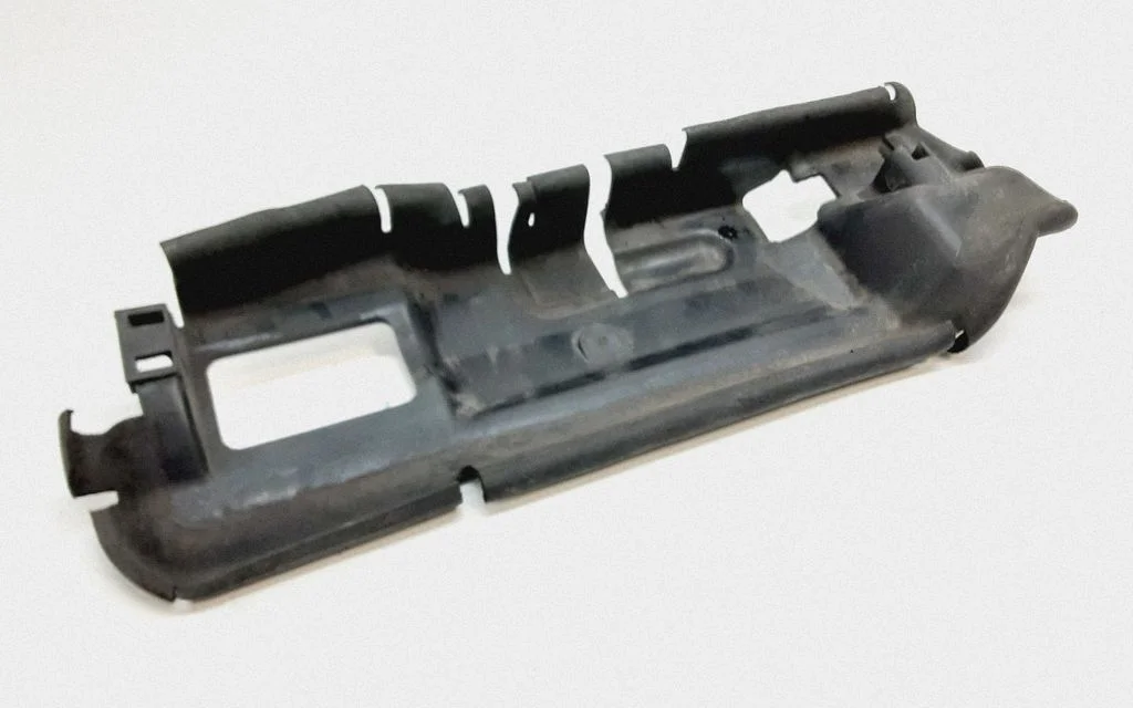 Intercooler air guide/duct channel 30796472