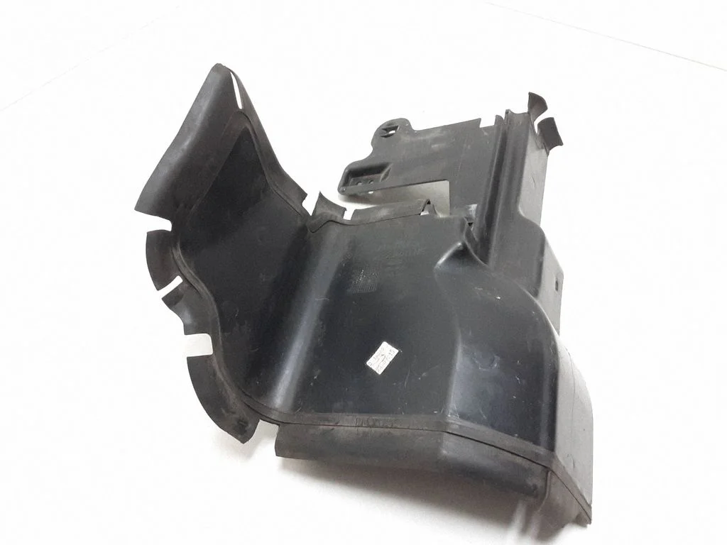 Intercooler air guide/duct channel 31323451