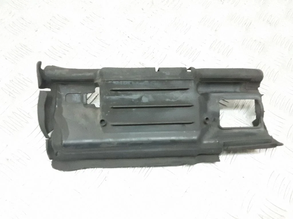 Radiatora gaisa novadītājs (-i) 31217065