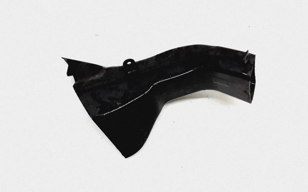 Intercooler air guide/duct channel 7432628