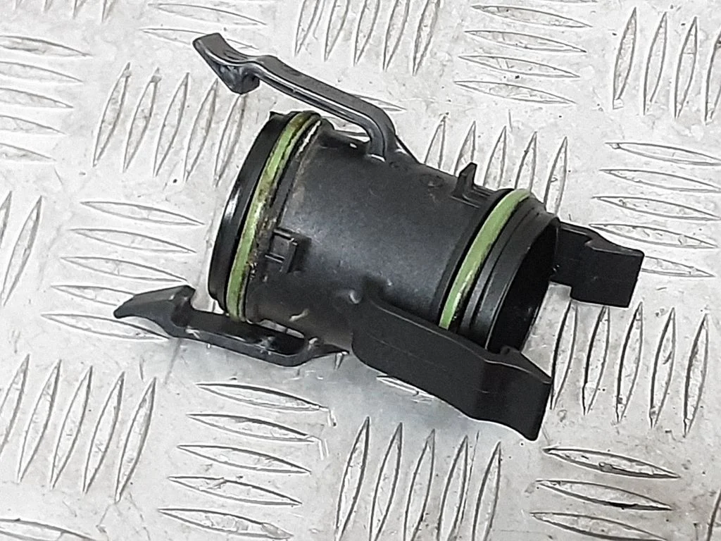 Intercooler hose/pipe 04E145875F – Seat Leon (5F) (2012-2019)
