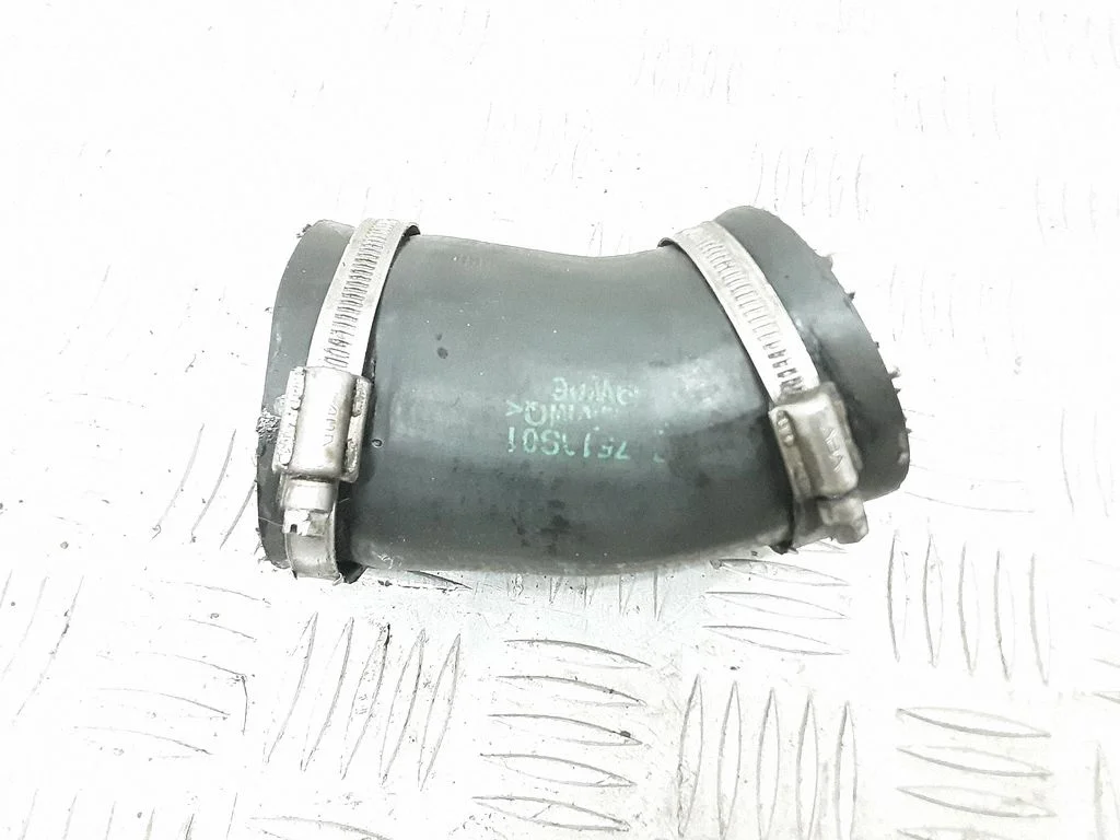 Vahejahuti voolik (-ud)/ toru (-d) 30741613