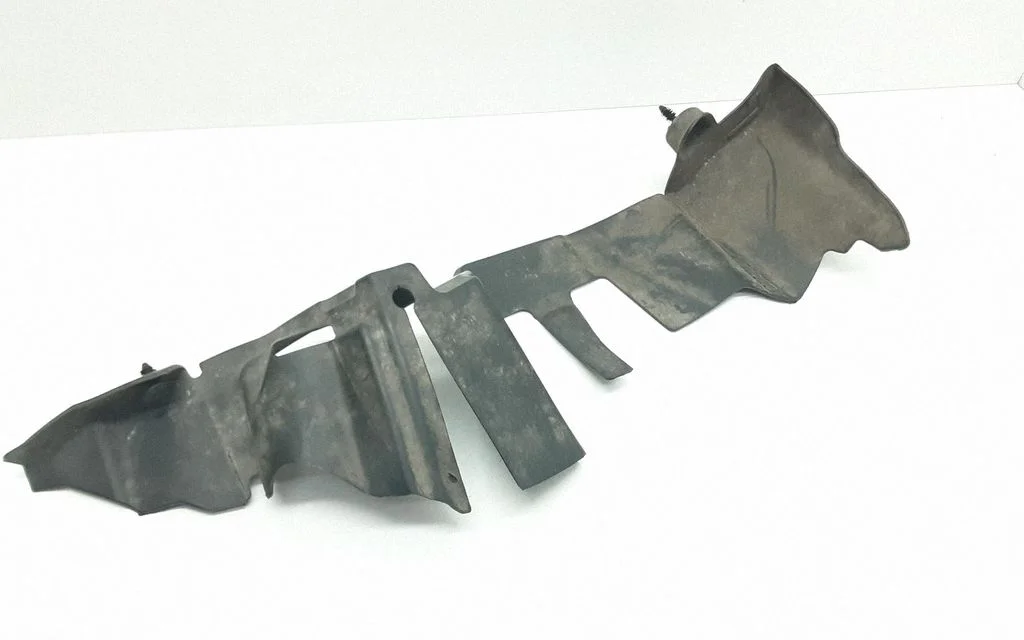 Intercooler air guide/duct channel 55111331AA