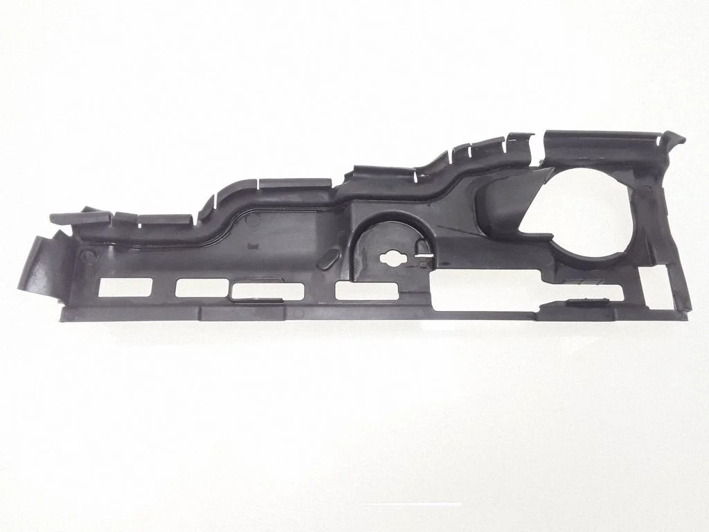 Intercooler air guide/duct channel – left