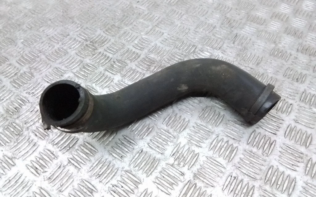 Intercooler hose/pipe – Volvo C30 (2007-2010)