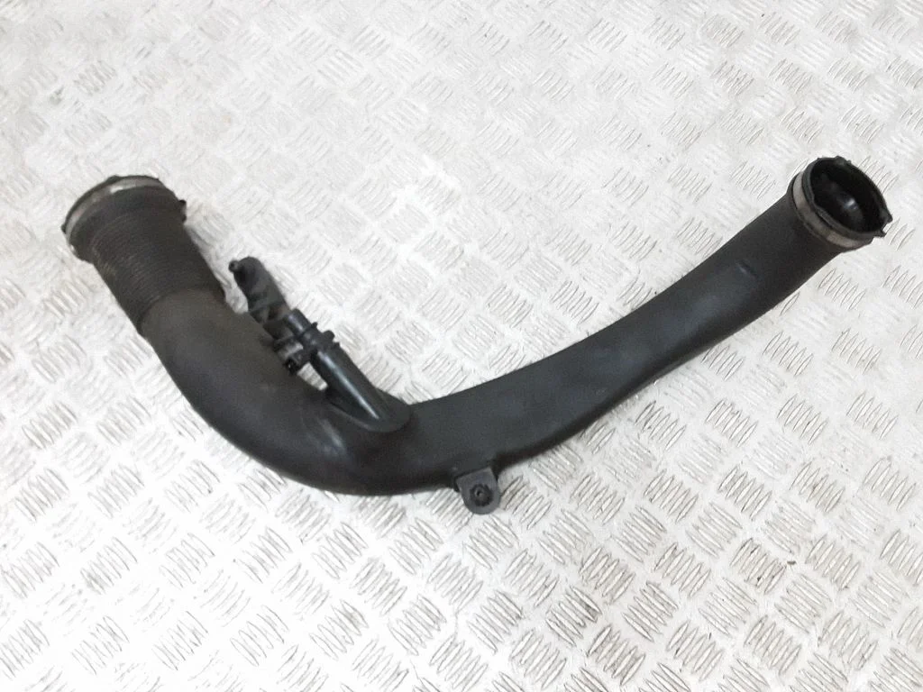 Vahejahuti voolik (-ud)/ toru (-d) 31319646