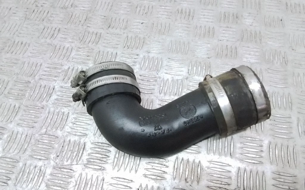 Intercooler hose/pipe 31338572