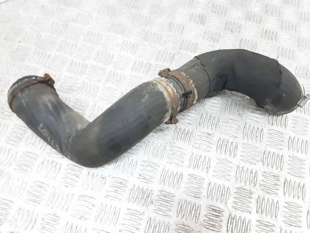 Intercooler hose/pipe 30792884