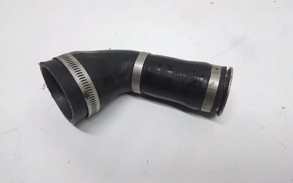 Intercooler hose/pipe – BMW 7 Series F01 F02 F03 F04 (2008-2016)