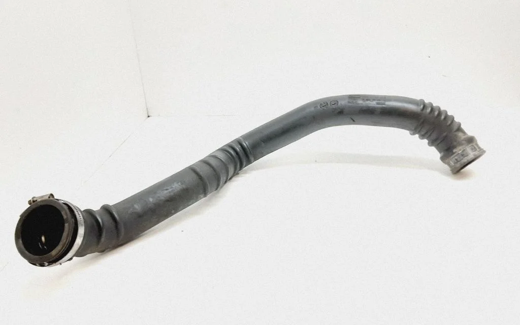 Intercooler hose/pipe BG916K863BB