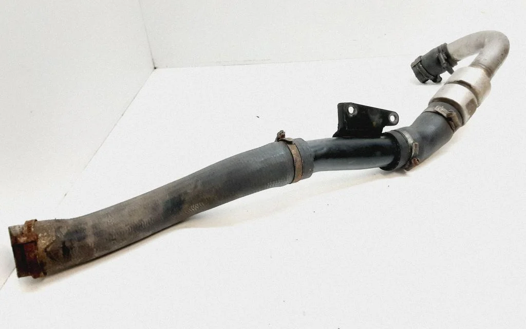Intercooler hose/pipe