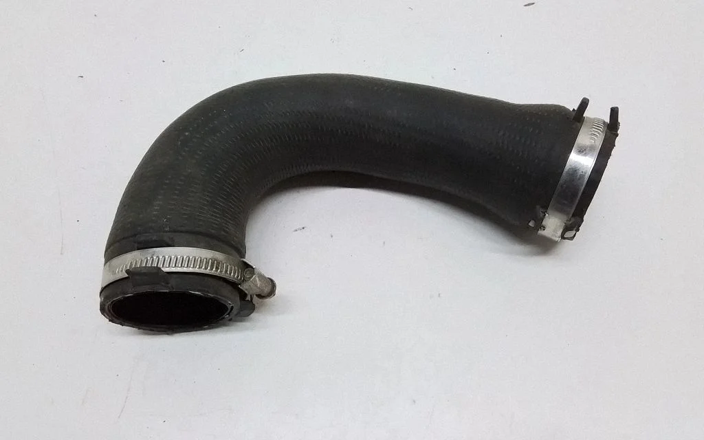 Vahejahuti voolik (-ud)/ toru (-d) – Audi A4 Allroad B8 (2008-2016)