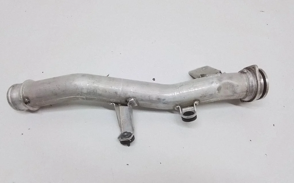 Intercooler hose/pipe – Volkswagen Touareg II (2010-2018)