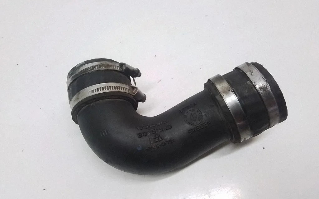 Intercooler hose/pipe 30751920
