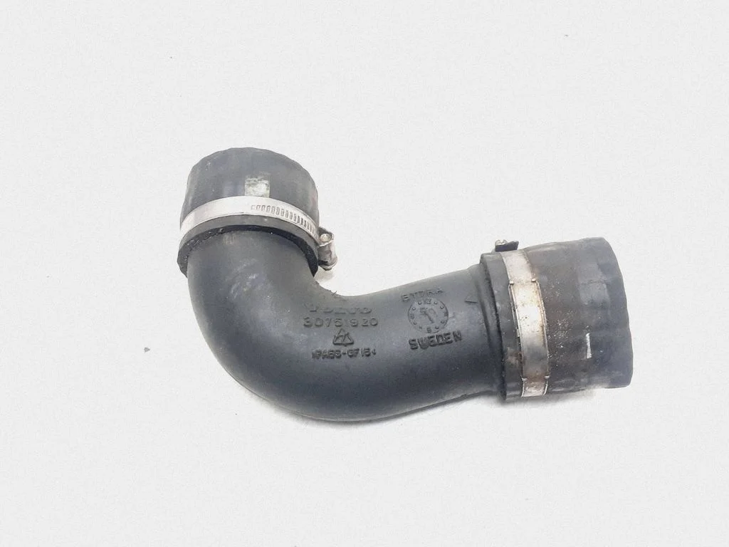 Intercooler hose/pipe 30751920