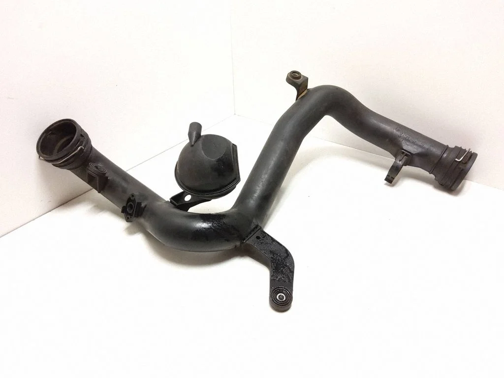 Intercooler hose/pipe 1K0145770B