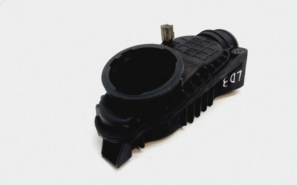 Intercooler hose/pipe – Land Rover Discovery 3 - LR3 (2005-2009)