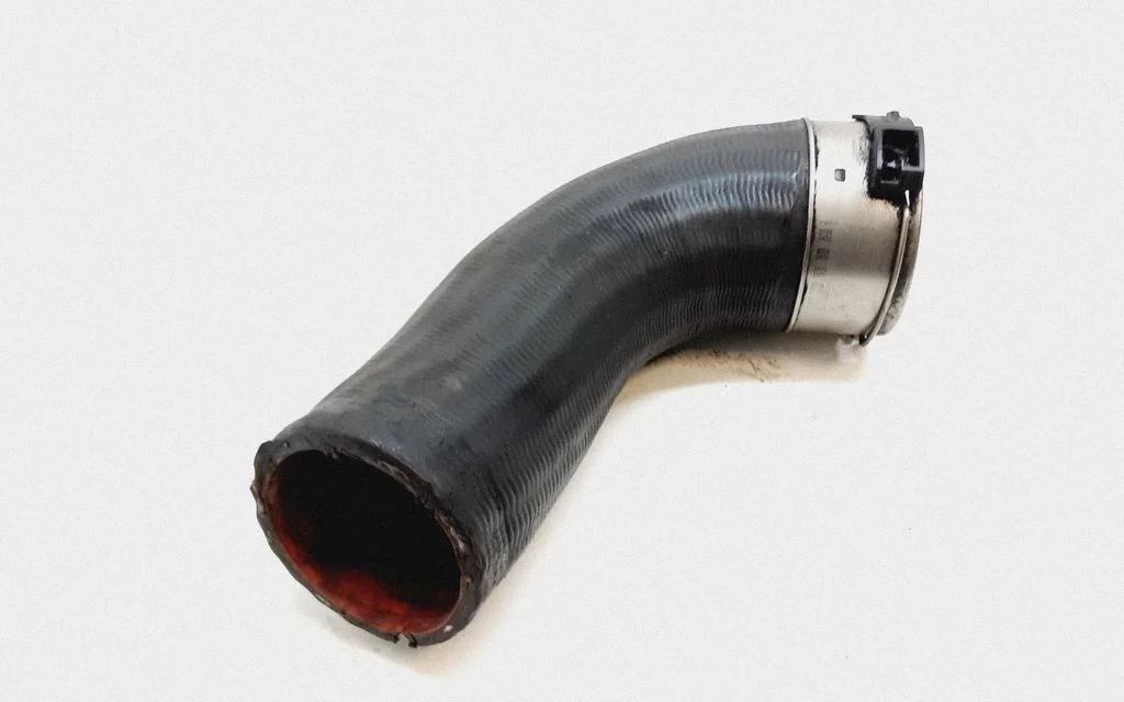 Intercooler hose/pipe 31370286