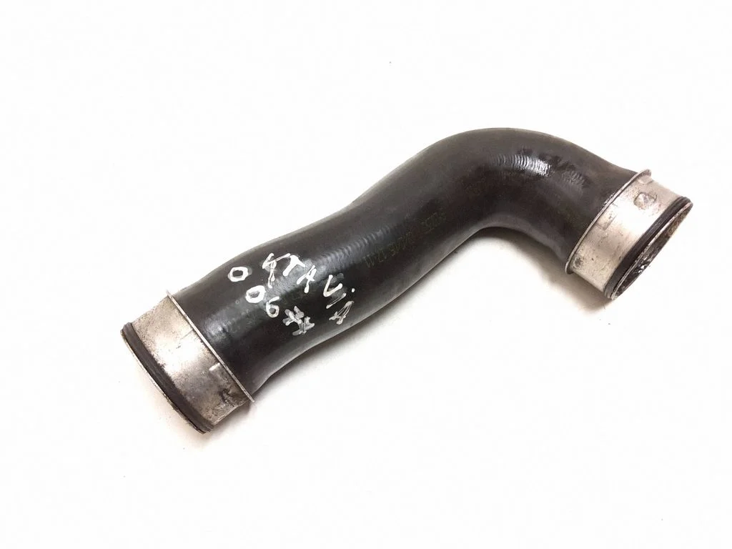 Intercooler hose/pipe – Skoda Octavia Mk2 (1Z) (2004-2013)