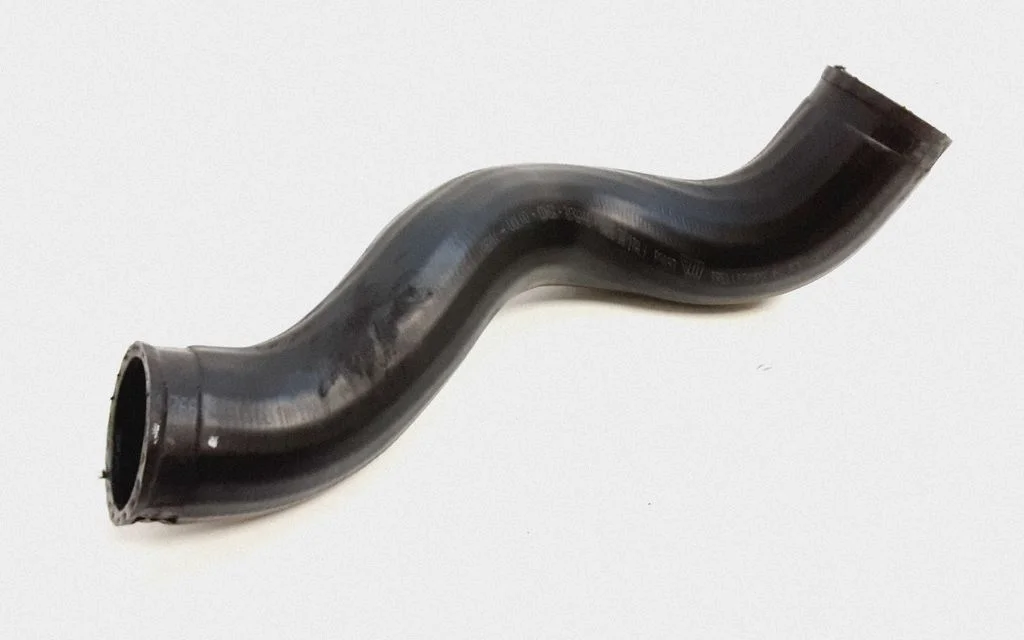 Intercooler hose/pipe 30766440
