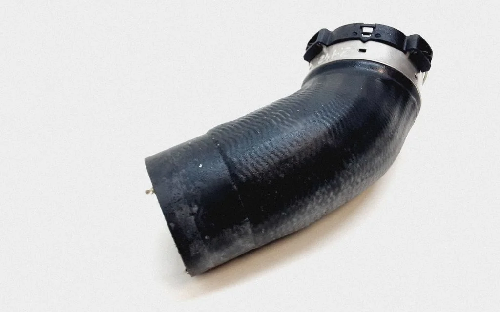 Intercooler hose/pipe 31338545