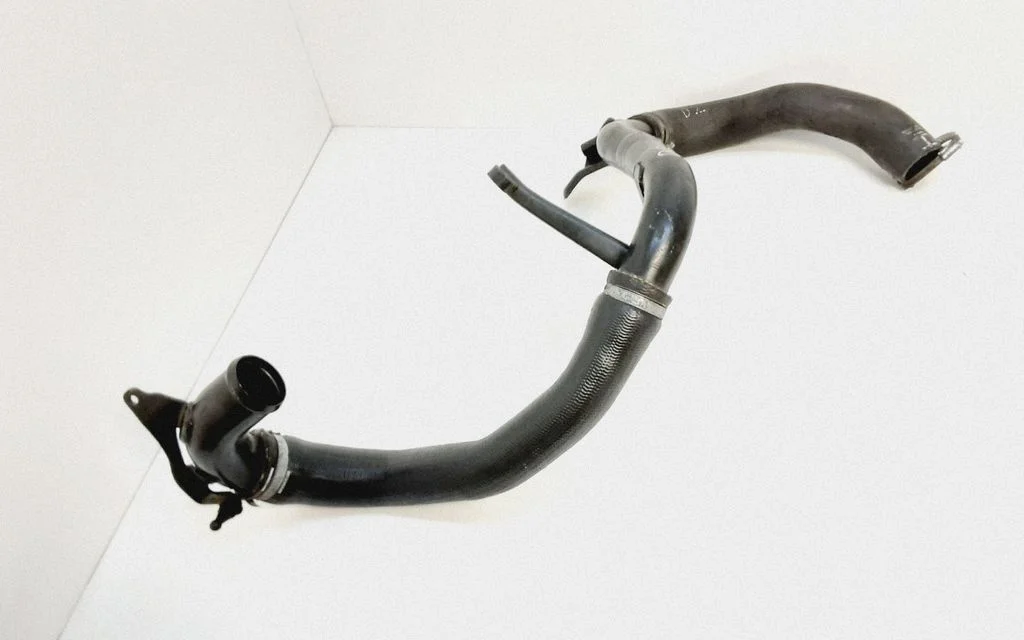 Intercooler hose/pipe BG916C646BA